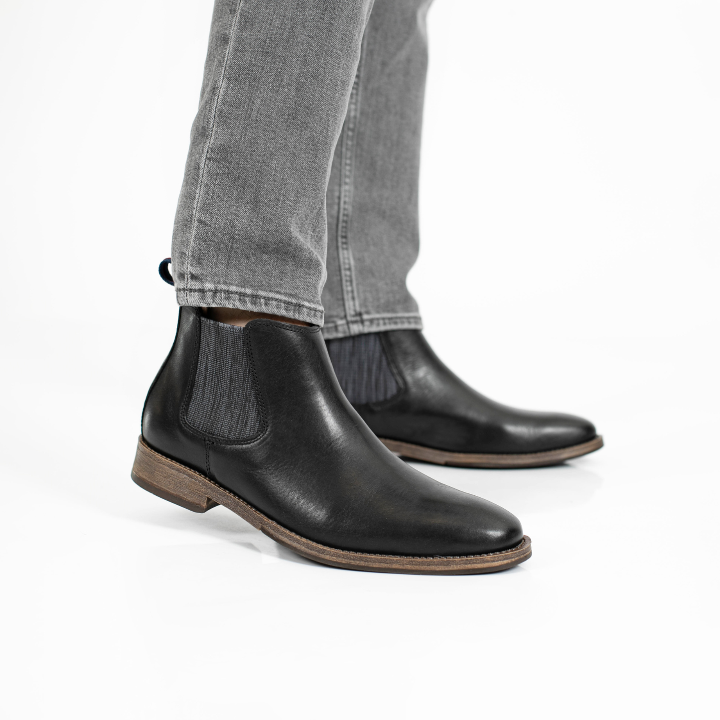 BOTA TORRES NEGRA Y BEIGE